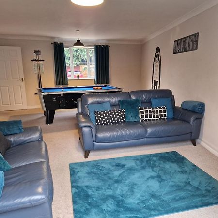 Hereford - Finch House - Modern 4 Bedroom House Located In South Hereford, Dog Friendly With Nearby Countryside, Pool Table, Sleeps Up To 10 Guests - Hosted By Rentmyhouse Exteriér fotografie